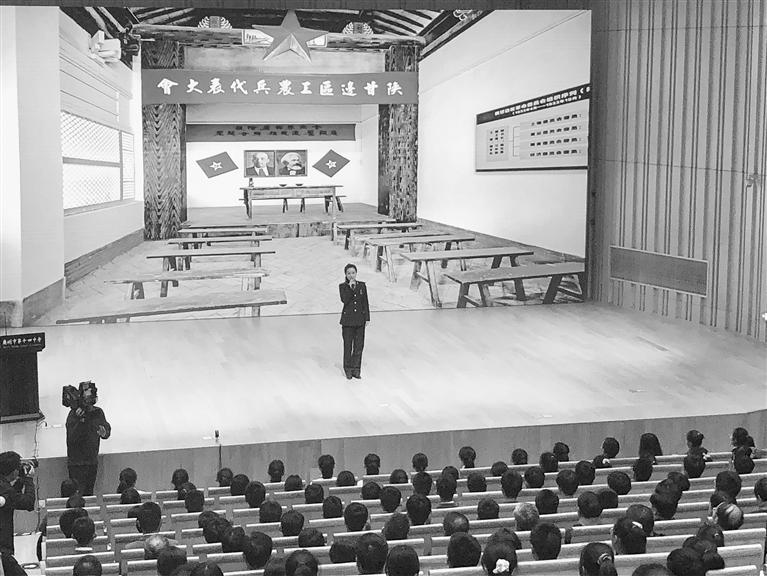 蘭州市開展“學(xué)黨史、頌黨恩、跟黨走”紅色文化進(jìn)校園活動