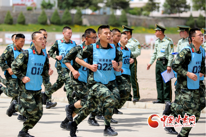 【隴拍客】甘肅武警：沖刺！向著心中的軍校夢